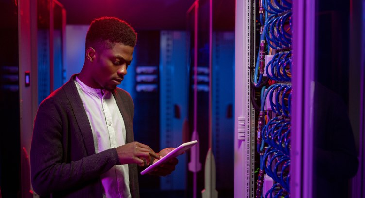IBM Expands LinuxONE 5 with Rack Mount Systems