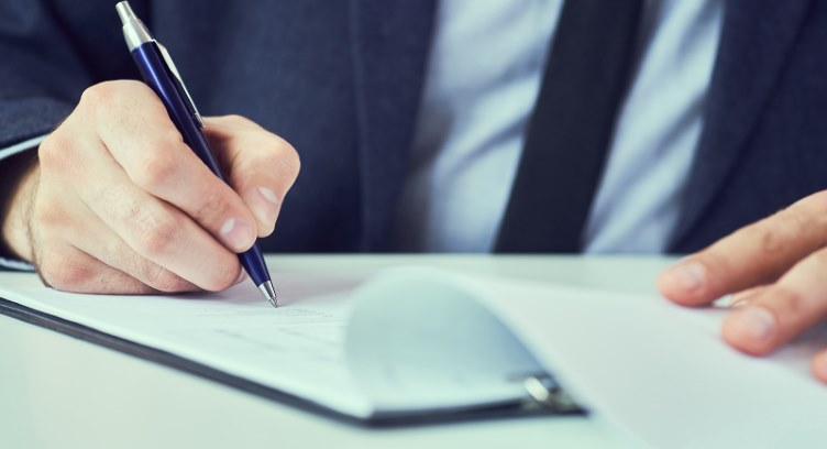 Poppulo Launches AI Agent &#039;Analyze&#039; for Smart Digital Signage